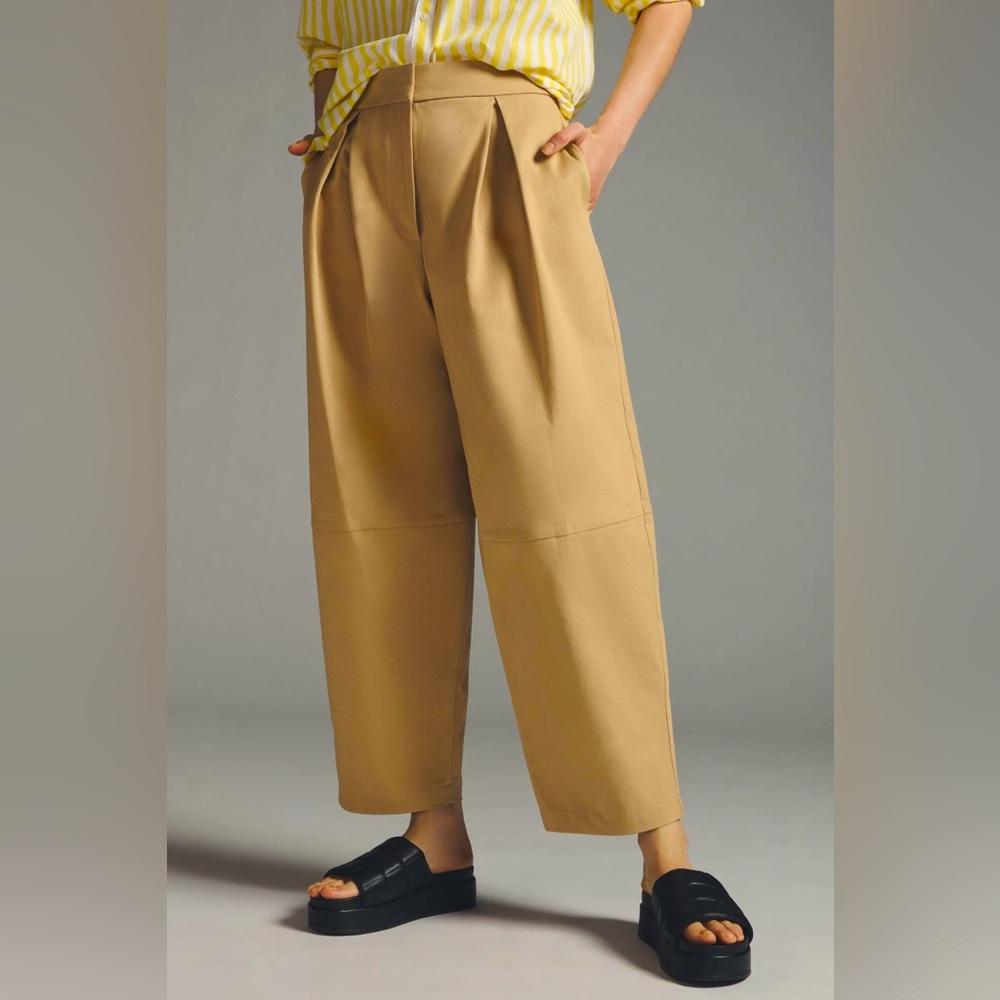 Anthropologie Exquise Seamed Barrel Chinos in Camel, Size S